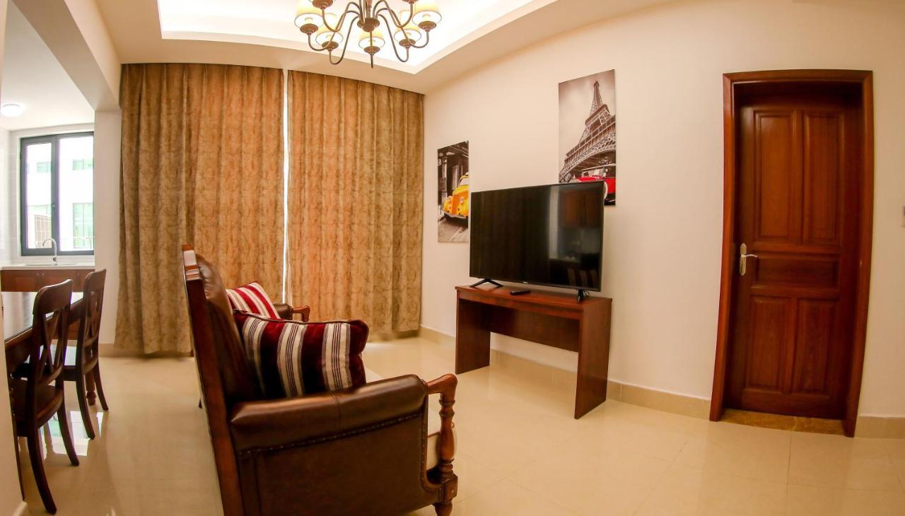 Lark Hotel Dar es Salaam Exteriér fotografie