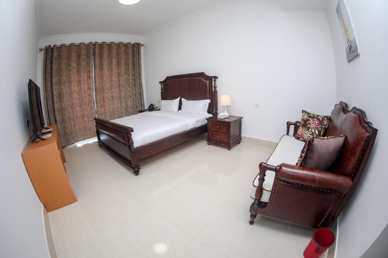 Lark Hotel Dar es Salaam Exteriér fotografie